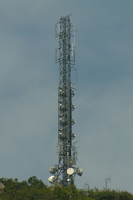 Communications antenna