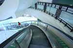 Curving escalators